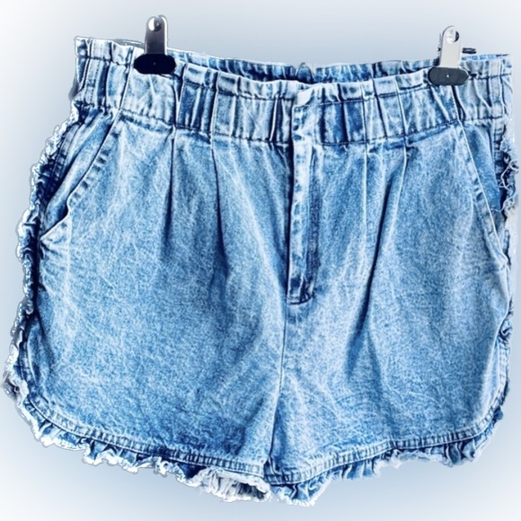 🆕 Very J Acid Wash Jean Shorts - Picture 8 of 8